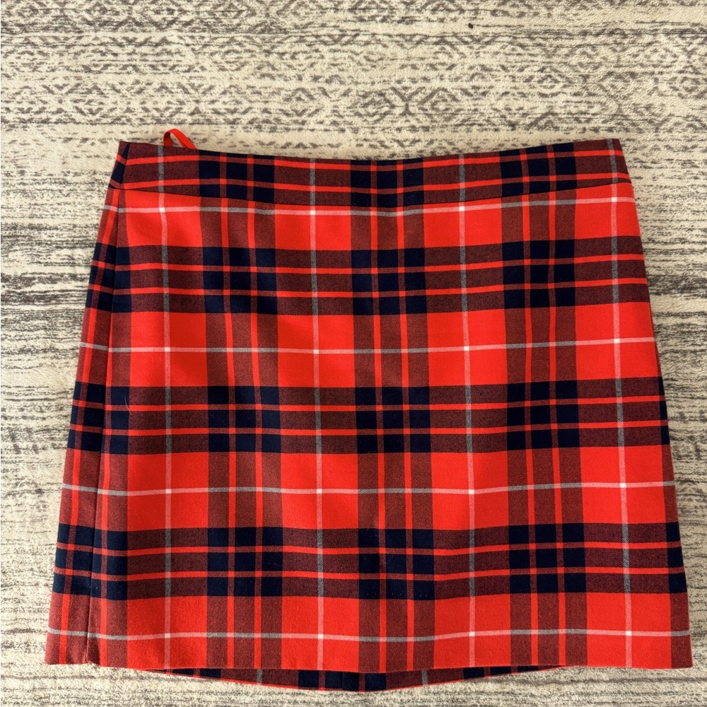 JCrew women's lined wool skirt. Size 6. Red, blue and white plaid.